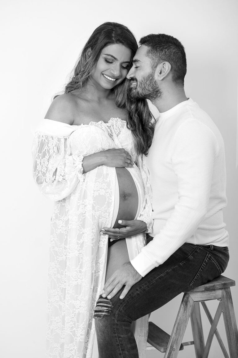 mfm photography-brisbane-maternity-studio shoot-pregnancy- photographer